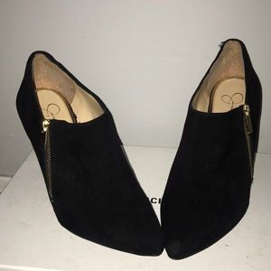 ⚡️✨Jessica Simpson suede wedge bootie - 🐣 sale!
